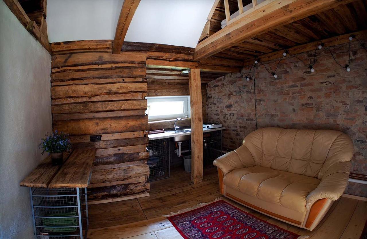 Ventspils Garden House Apartment Bagian luar foto